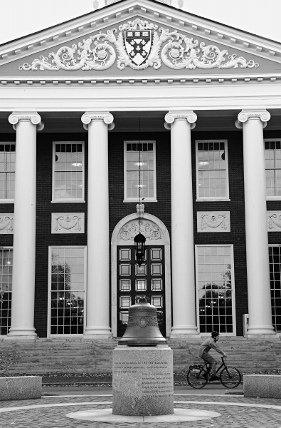 還在糾結(jié)選哪個學(xué)校？ 美國最有價值大學(xué)出爐